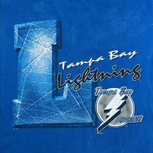 Vintage Lee Sport Tampa Bay Lightning  NHL Hockey fan T-shirt distressed faded